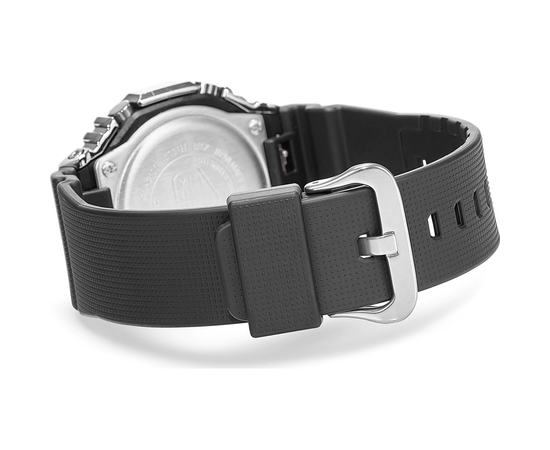 g-shock-metal-covered-casioak-gm__1_.jpg
