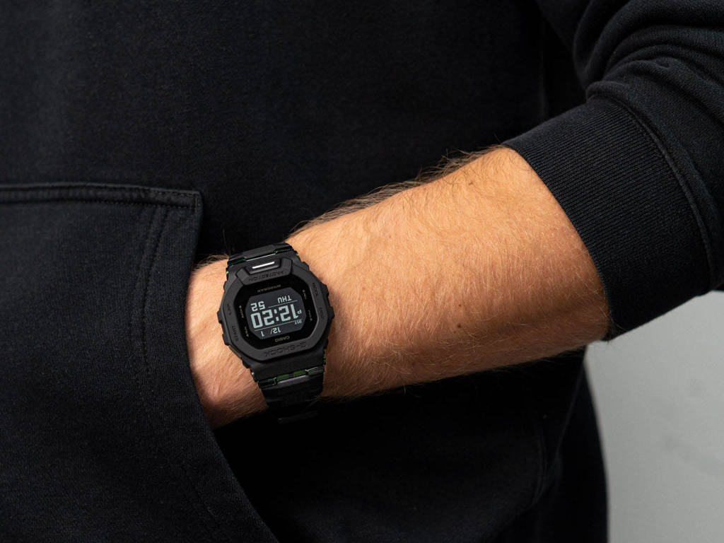 pol_pm_zegarek-meski-casio-g-shock-g-squad-gbd-200uu-1er-30637_6.jpg
